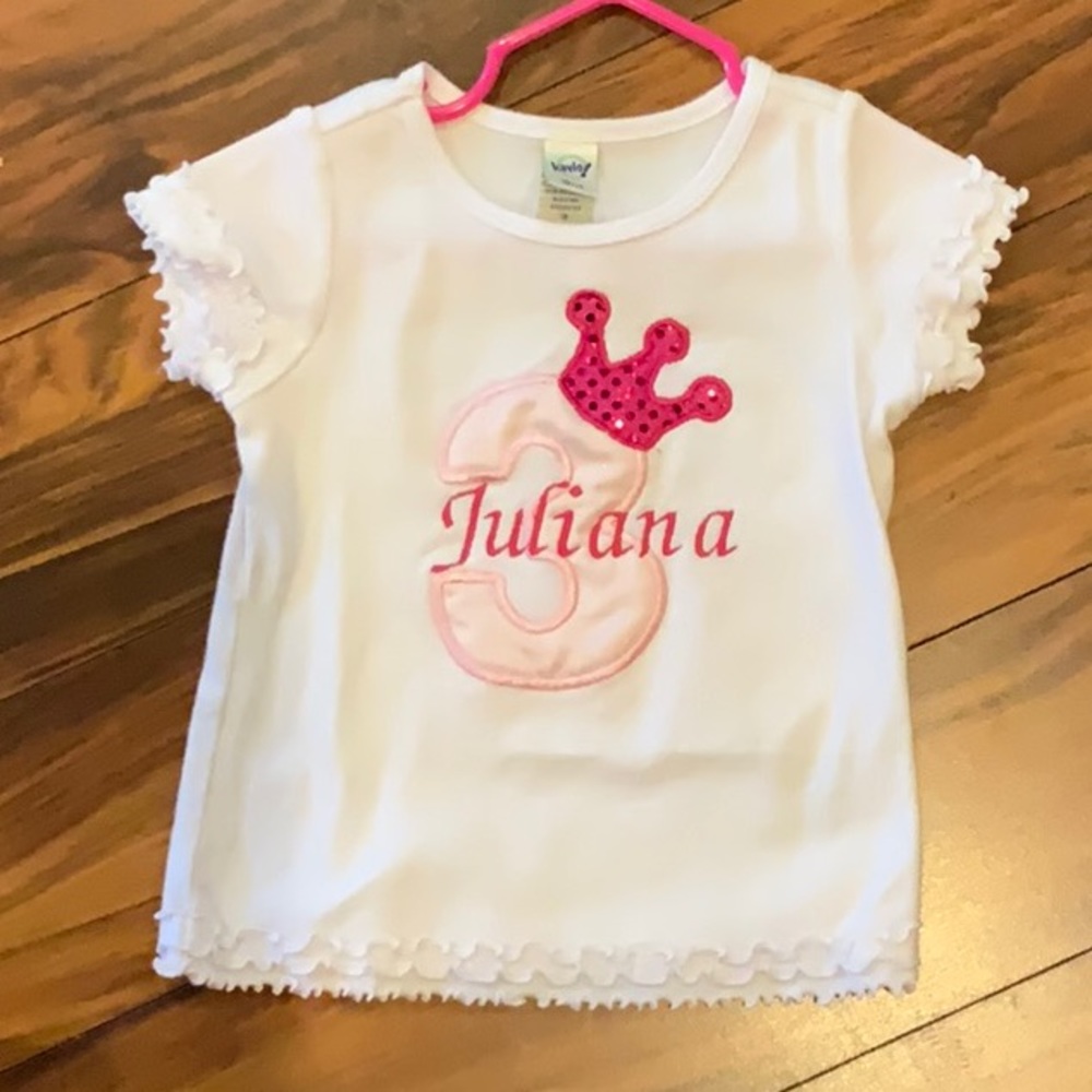 Kavio! Girl Short Sleeve Shirt with ruffles Size 3